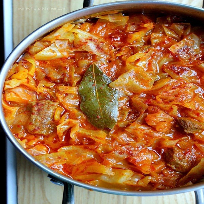 Lakra me Mish Cabbage and Meat Stew